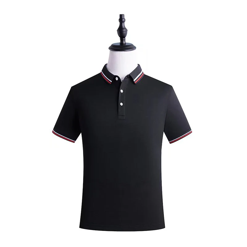 Comment un polo à manches courtes peut-il être à la mode et à la confort?